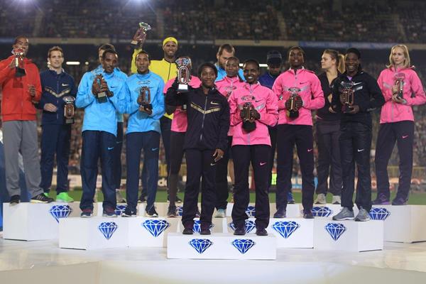 The 16 Diamond Race winners at the 2013 IAAF Diamond League final in Brussels (Jean-Pierre Durand / IAAF)