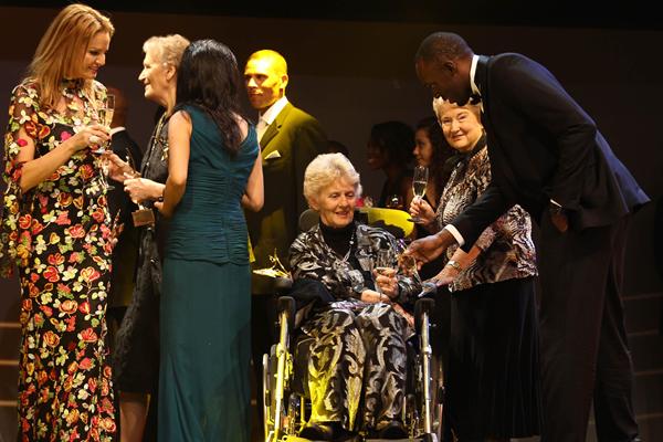 Inaugural IAAF Hall of Fame members and 2012 IAAF award winners at the IAAF Centenary Gala in Barcelona (Giancarlo Colombo)