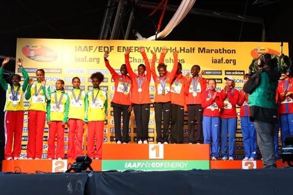 The women's team medallists in Birmingham (L-R) Ethiopia (silver), Kenya (gold) and Russia (bronze) (Getty Images)
