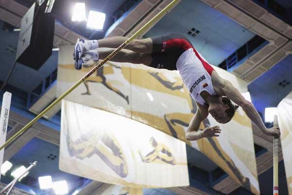 Andre Niklaus of Germany during the Pole Vault discipline of the men's Heptathlon (Getty Images)