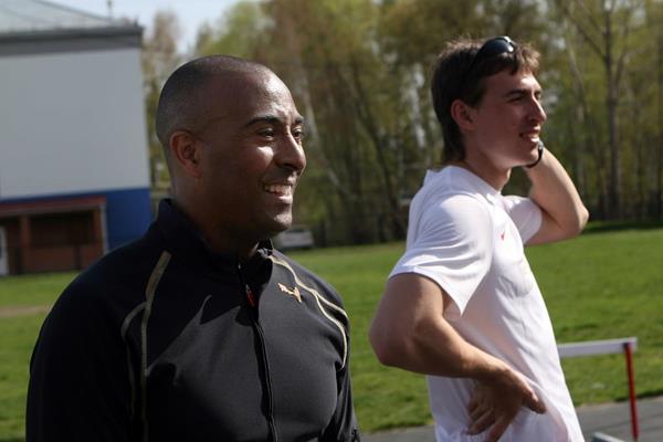 Sergey Shubenkov and Colin Jackson in Barnaul (SPIKES)
