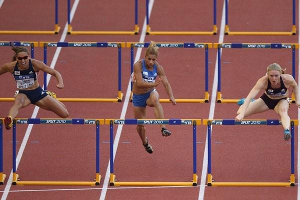 Sally Pearson of Australia takes the 100m Hurdles from Lolo Jones of USA in Split (Getty Images)