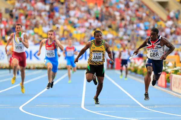 Dwain Chambers and Oshane Bailey in the mens 4x100m Relay at the IAAF World Championships Moscow 2013 (Getty Images)