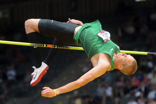 Jesse Williams leaps 2.37m at the 2011 US Champs (Kirby Lee)
