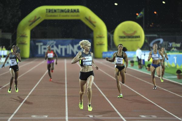 Antonina Krivoshapka clocks 49.94 in Rovereto (Daniele Mosna)
