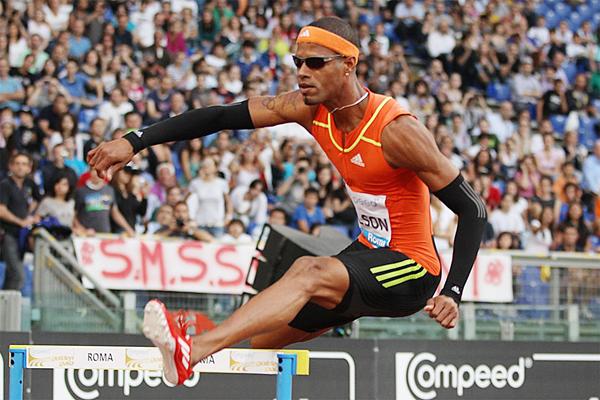 Javier Culson on his way to winning the 400m Hurdles at the Golden Gala (Giancarlo Colombo)