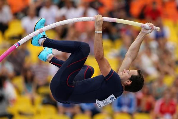 Renaud Lavillenie in the men's Pole Vault at the IAAF World Athletics Championships Moscow 2013 (Getty Images)