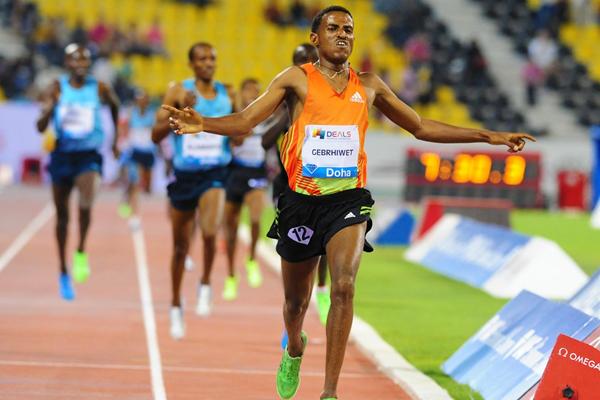 Hagos Gebrhiwet wins the 3000m at the 2013 Doha Diamond League (Errol Anderson)