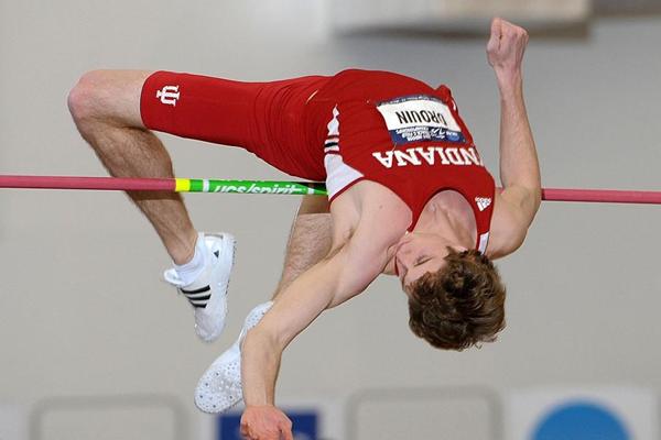 Derek Drouin equals the Canadian indoor High Jump record at 2.33m (Kirby Lee)