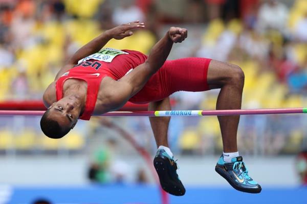 Ashton Eaton in the men's Decathlon High Jump at the IAAF World Athletics Championships Moscow 2013 (Getty Images)