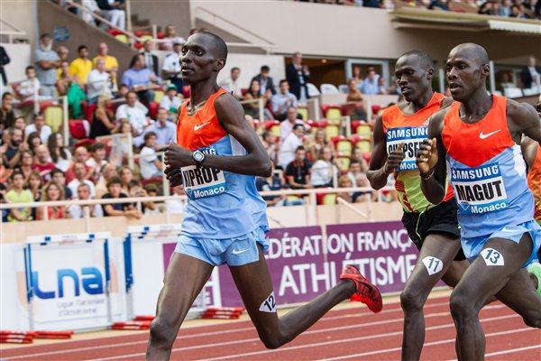 Asbel Kiprop en route to his world-leading 3:28.88 run in Monaco (Philippe Fitte)