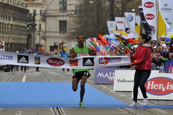 Atsedu Tsegay wins in Prague at the 2012 Hervis Prague Half Marathon (organisers)