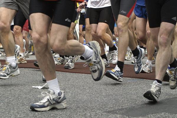 Marathon runners (Getty Images)