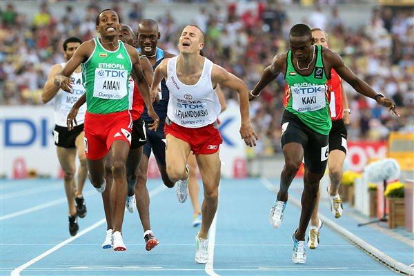 Mohammed Aman (l) winning his semi-final at the World Championships in Daegu (Getty Images)