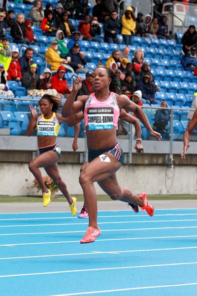 Veronica Campbell-Brown winning over 200m at the 2013 IAAF Diamond League in New York (Victah Sailer)