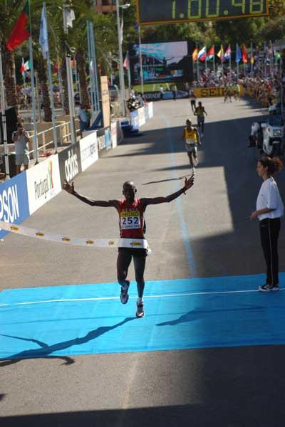 Martin Lel wins (IAAF)