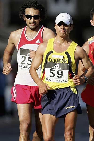 Tunisia's Hatem Ghoula tracks Jefferson Perez of Ecuador (Getty Images)
