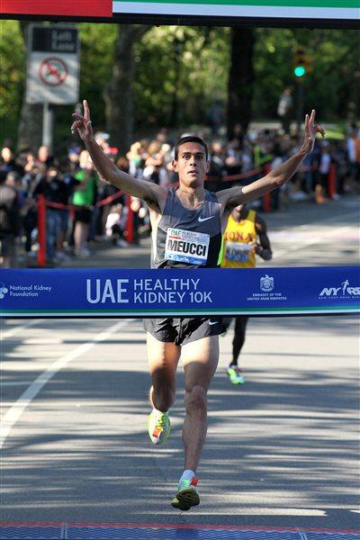 Daniele Meucci wins the 2012 UAE Healthy Kidney 2012 (Victah Sailer)