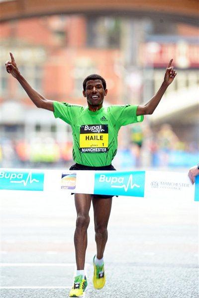 Another Manchester 10Km victory for Haile Gebrselassie - 2011 (Mark Shearman)