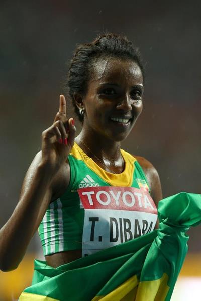 Tirunesh Dibaba in the womens 10,000m at the IAAF World Athletics Championships Moscow 2013 (Getty Images)