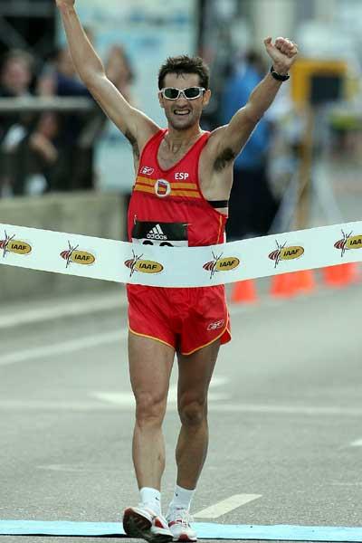 Francisco Javier Fernandez leads home the individual and team wins for the hosts Spain (Getty Images)