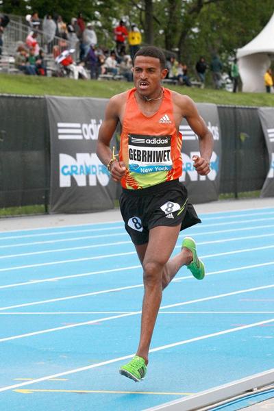 Hagos Gebrhiwet at the 2013 adidas Grand Prix in New York (Victah Sailer)