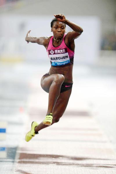 Caterine Ibarguen leaps a world-leading 14.69m at the Shanghai Diamond League (Jiro Mochizuki)