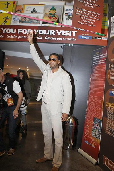 Javier Sotomayor at the  IAAF Centenary Historic Exhibition in Barcelona (Giancarlo Colombo)
