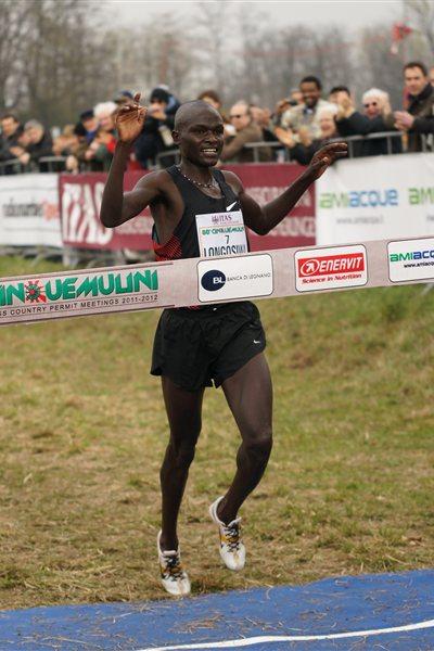 Kenya's Thomas Longosiwa taking the victory at the 2012 Cinque Mulini (organisers)