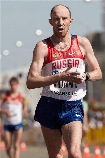 Sergey Kirdyapkin of Russia on his way to winning the 50km race in Saransk (Getty Images)