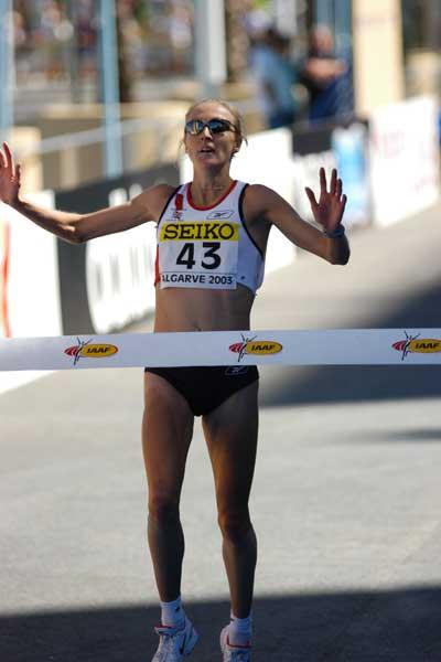 Radcliffe wins (IAAF)