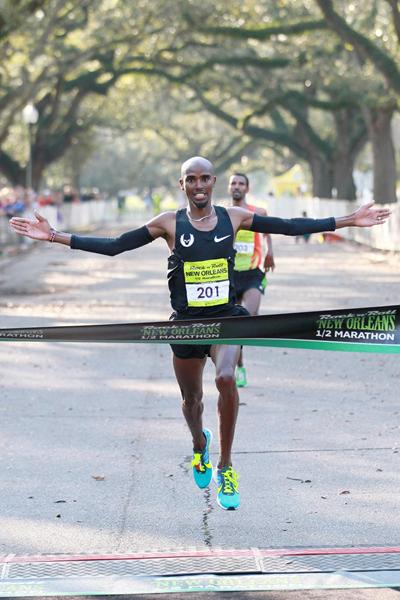 Mo Farah wins in New Orleans (Victah Sailor)