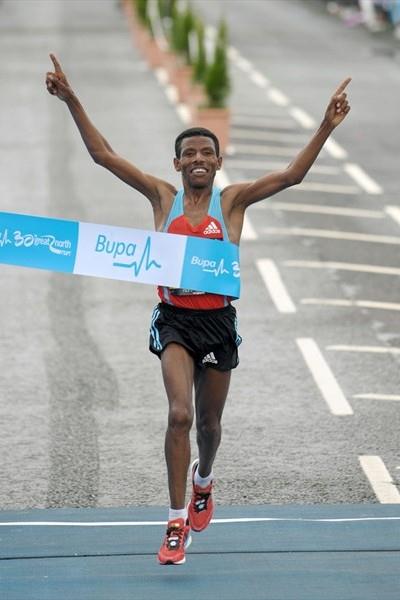Haile Gebrselassie nabs a big victory in his first appearance at the Great North Run (Mark Shearman)