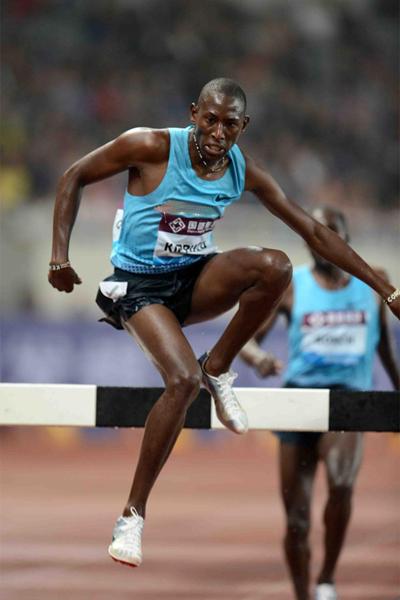 Conseslus Kipruto on his way to victory in the 3000m Steeplechase at the Shanghai Diamond League (Jiro Mochizuki)