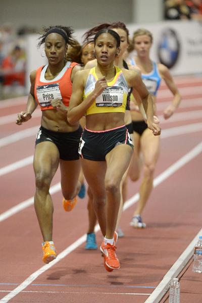 Ajee Wilson on her way to winning the 800m at the US Indoor Championships (Kirby Lee)