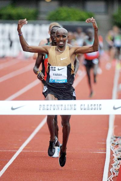 Mo Farah wins the 5000m in Eugene (Kirby Lee - Image of Sport)