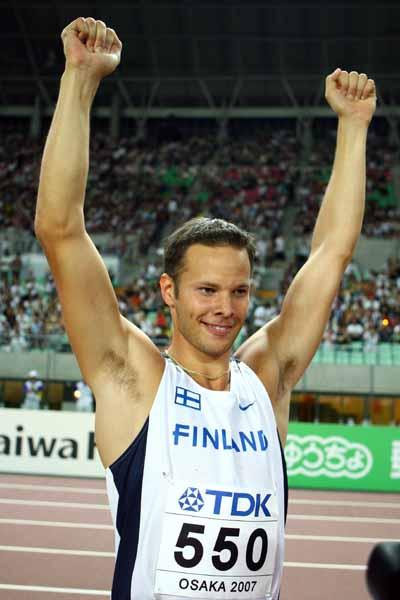 Tero Pitkamaki of Finland wins the Javelin Throw Final (Getty Images)