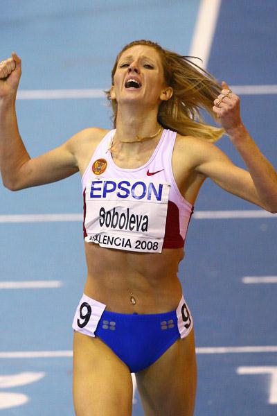 Yelena Soboleva crosses the finish line in first place in the women's 1500m (Getty Images)