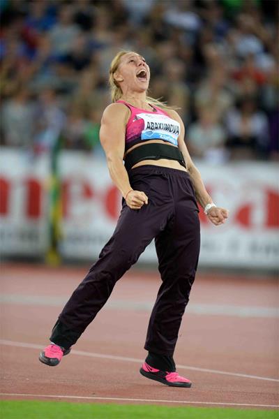 Javelin winner Maria Abakumova at the 2013 IAAF Diamond League meeting in Zurich (Jiro Mochizuki)