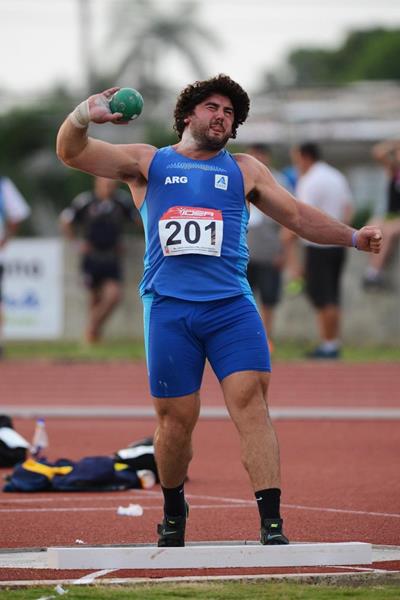 German Lauro winning at the 2013 South American Championships (Eduardo Biscayart)