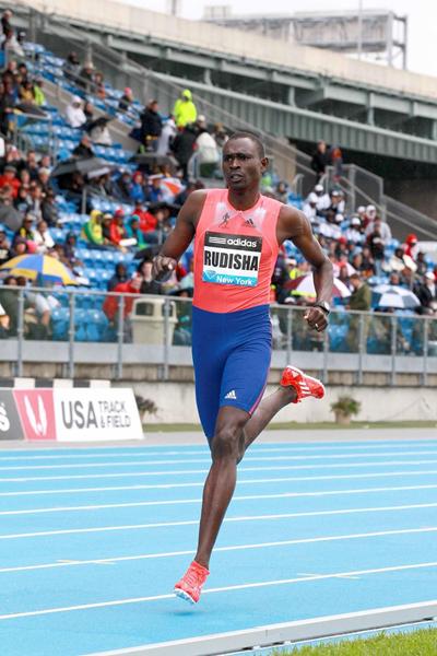David Rudisha winning over 800m at the 2013 IAAF Diamond League in New York (Victah Sailer)
