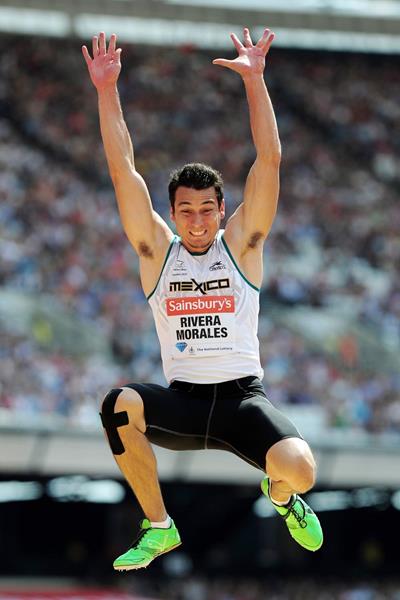 Mexico's Luis Rivera in action at the 2013 London Diamond League meeting (Getty Images)