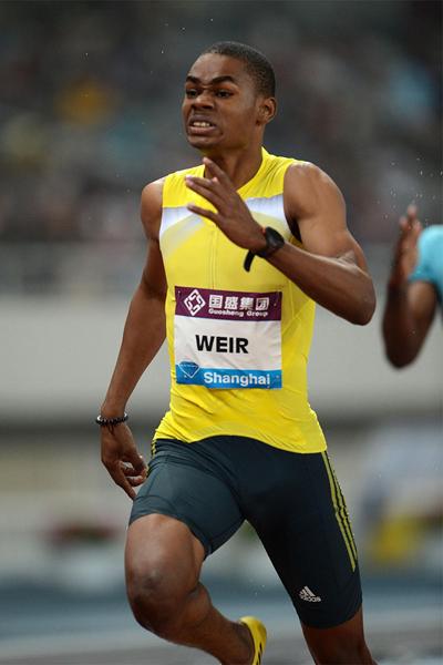 Warren Weir takes the 200m at the Shanghai Diamond League (Jiro Mochizuki)