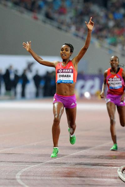 Genzebe Dibaba - national record in Shanghai (Errol Anderson)