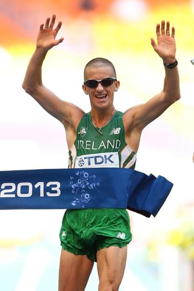 Robert Heffernan wins the men's 50km race walk at the IAAF World Championships Moscow 2013 (Getty Images)