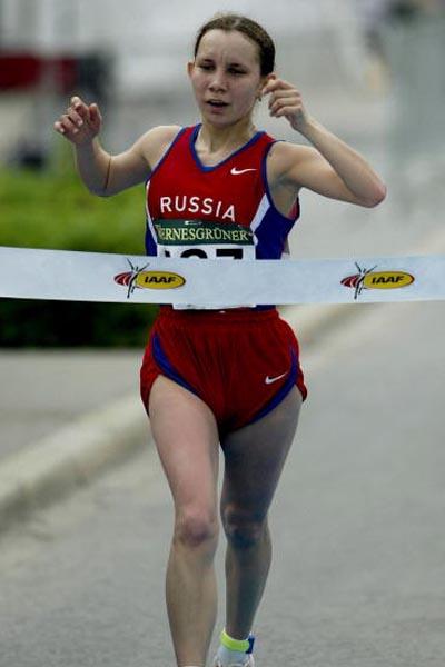 Vera Sokolova of Russia wins the women's junior race in Naumburg (Getty Images)