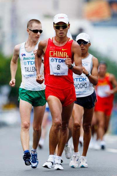 Chinese race walker Si Tianfeng in action at the 2011 World Championships (Getty Images)