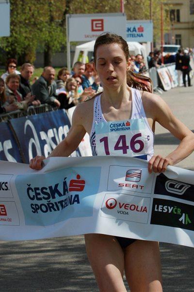 Anezka Drahotova winning in Podebrady (Jan Kucharčík for atletika.cz)