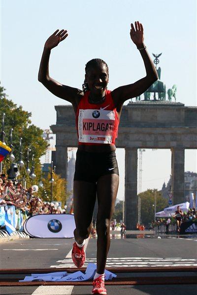 Florence Kiplagat joins the sub-2:20 club in Berlin after her 2:19:44 victory (Getty Images)
