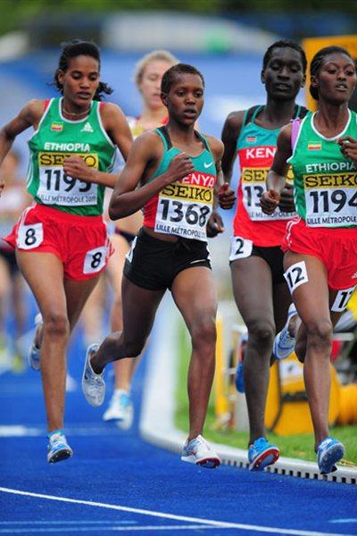 Gold Medalist Faith Chepngetich Kipyegon of Kenya (C) in action in the Girls 1500 metres final - Day Four - WYC Lille 2011 (Getty Images)